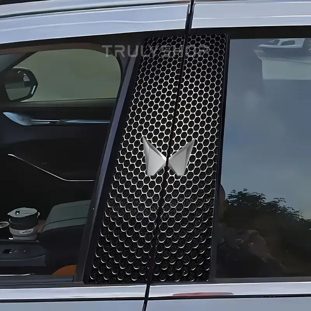Hexmax - Premium Carbon Fibre Leather + Free Gift worth Rs.599